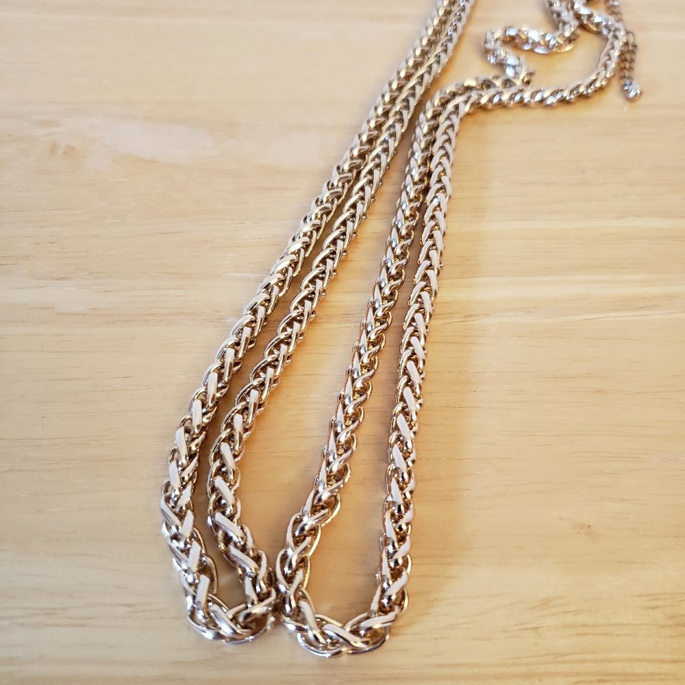 H&M Gold Tone Wheat Chain Link Necklace